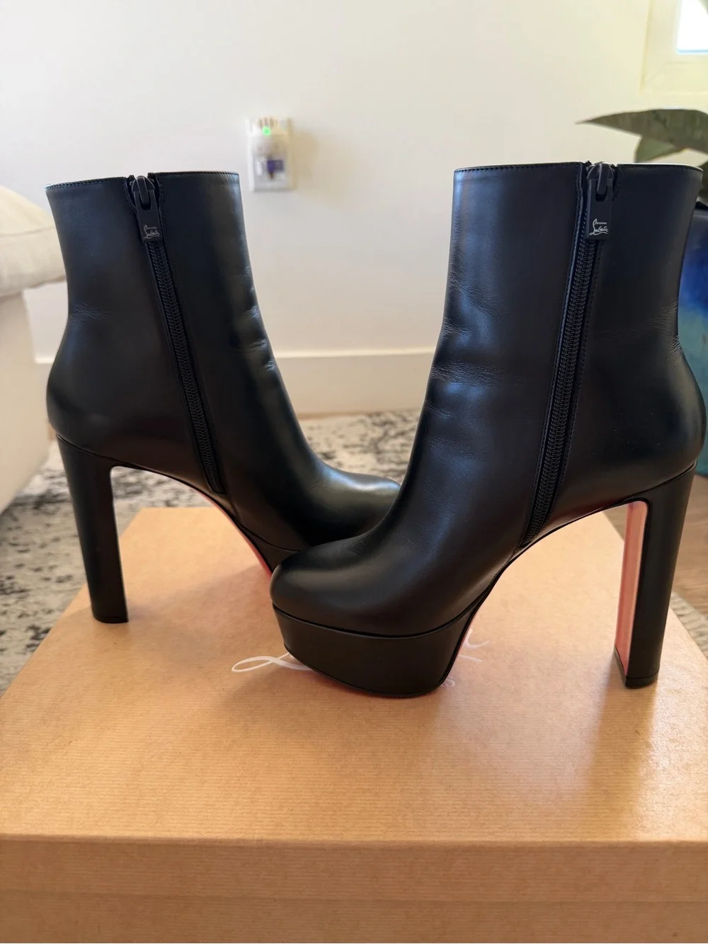 (OPEN TO OFFERS) Christian Louboutin Loo Booty Platforms